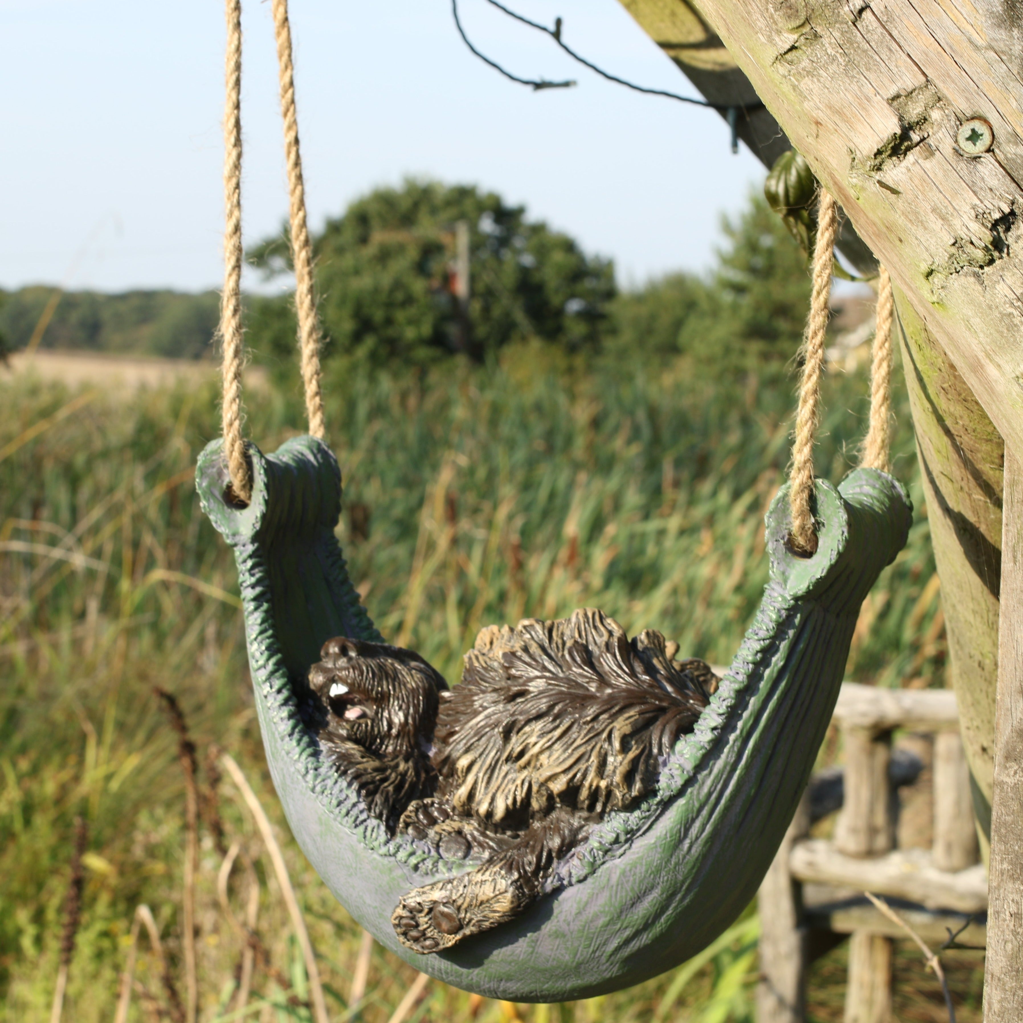 Swinging Animal Garden Ornament (Squirrel)