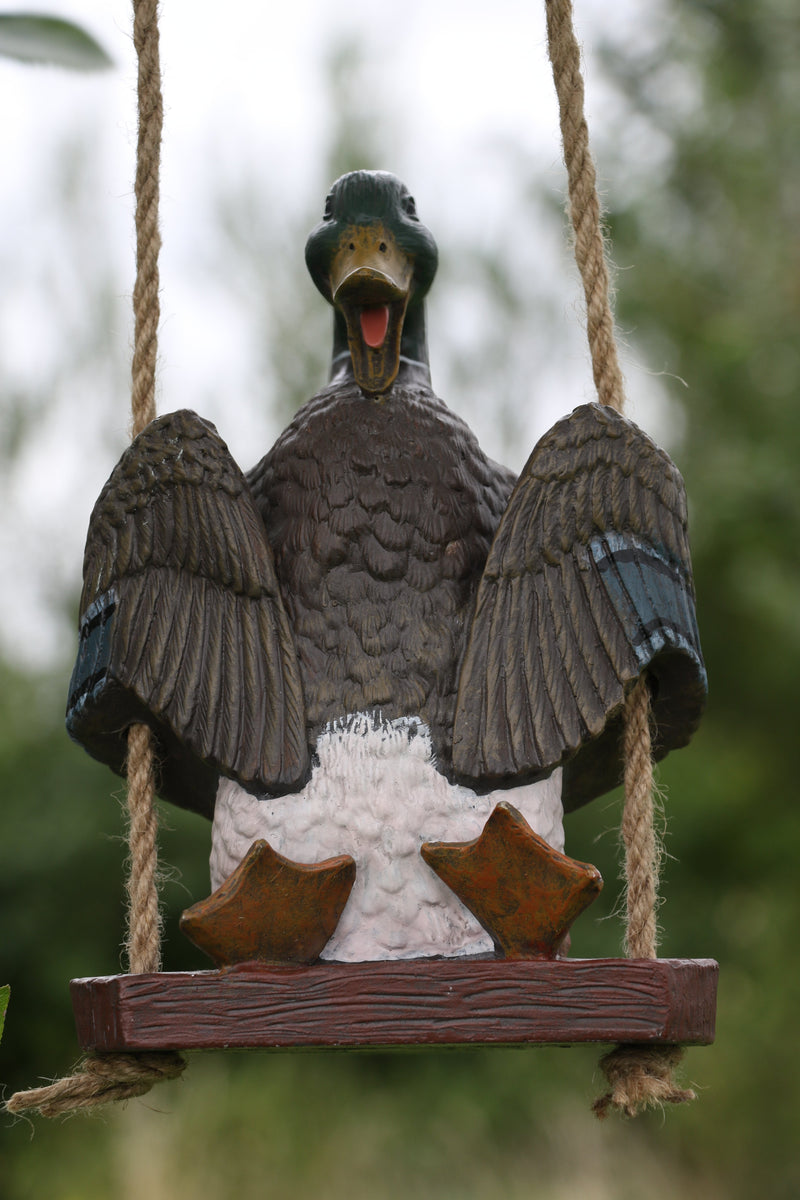 Swinging Animal Garden Ornament (Duck)