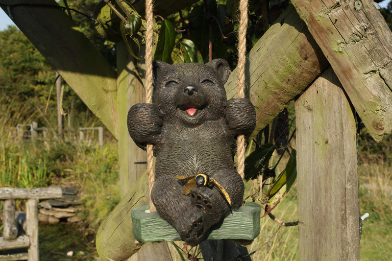 Swinging Animal Garden Ornament (Bear)