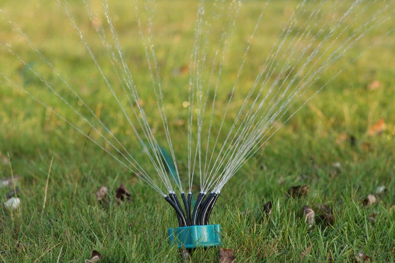 Noodlehead Flexible Garden Sprinkler